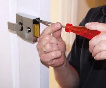 Neighborhood Locksmith Store San Antonio, TX 210-780-7324 - lock-locksmith